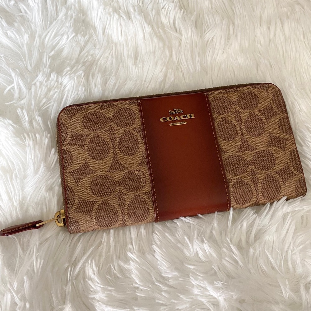 ✨COACH wallet✨